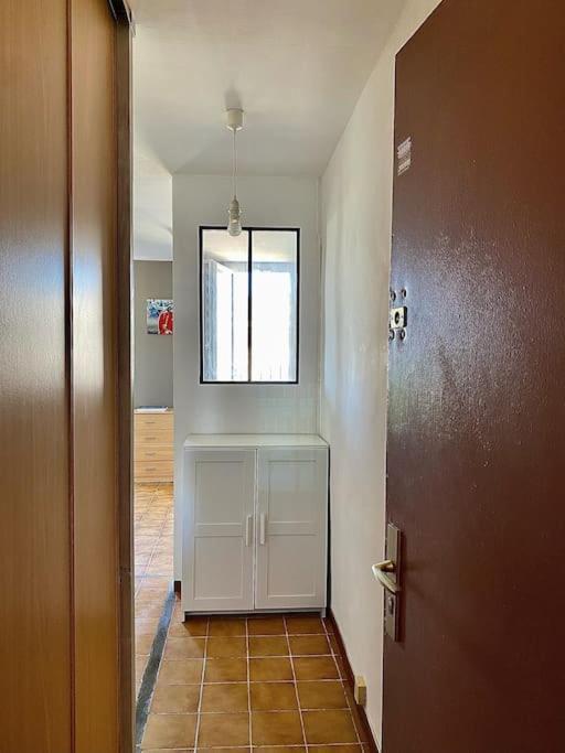 Ferienwohnung Studio Avec Vue Sur La Major Marseilles Exterior foto